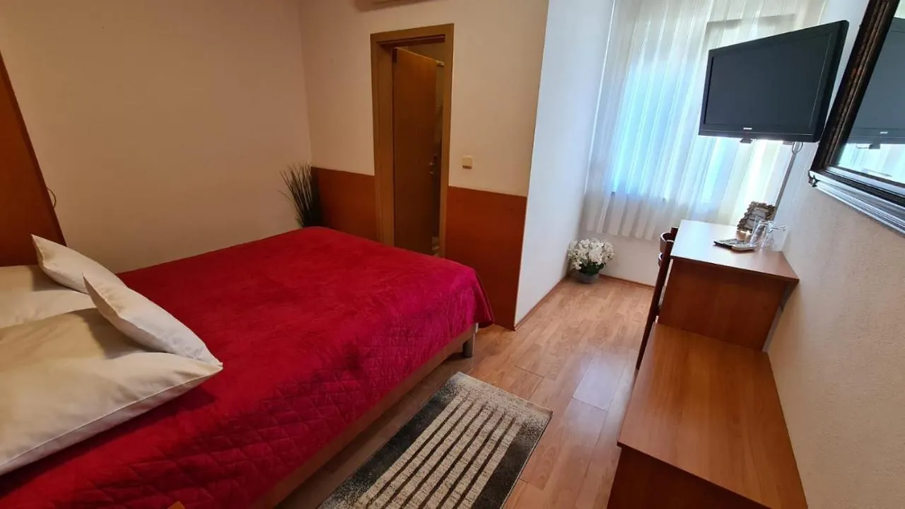 Sobe/Rooms Riva Zadar 3*,