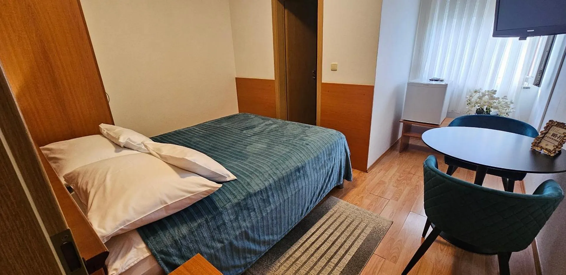 Sobe/Rooms Riva Zadar 3*,