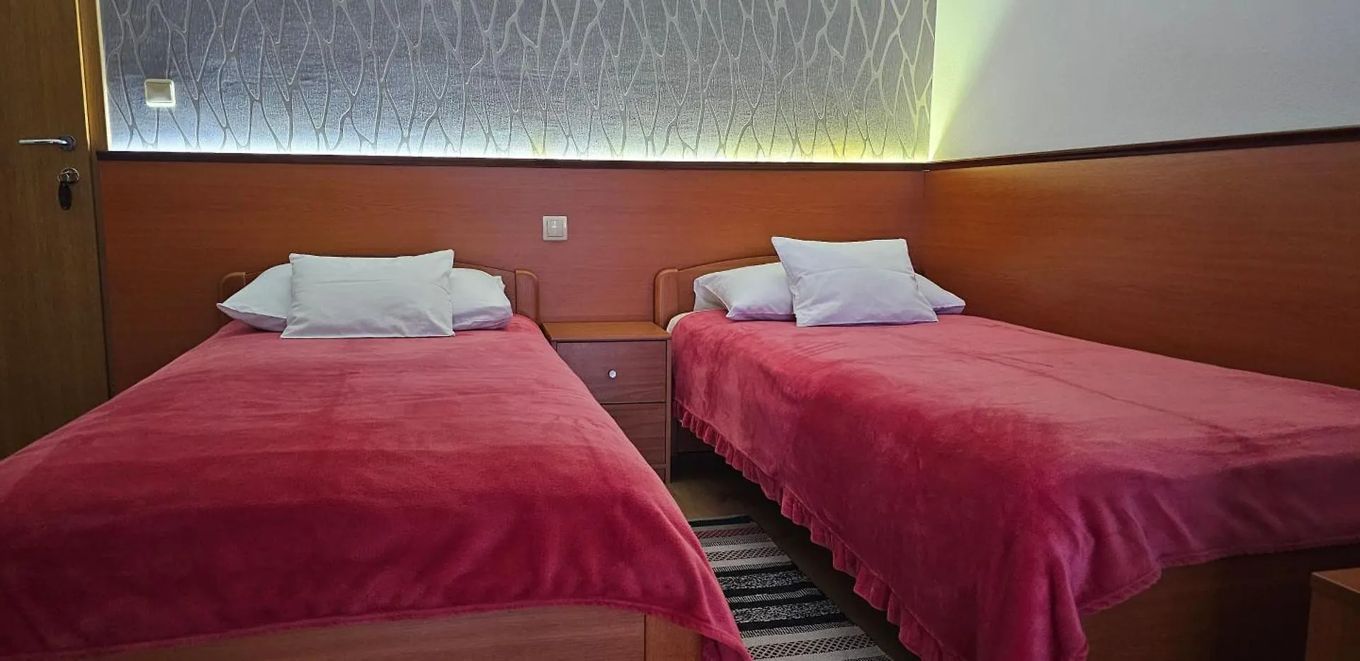 Sobe/Rooms Riva Zadar 3*,  Croatia